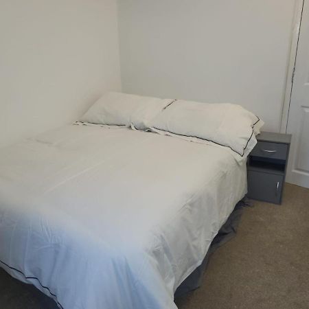 Affordable Rooms In Gillingham Gillingham  Exterior foto